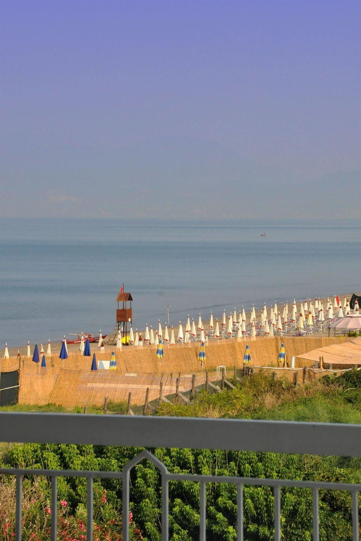 בטיפאליה Albergo Riviera Spineta מראה חיצוני תמונה